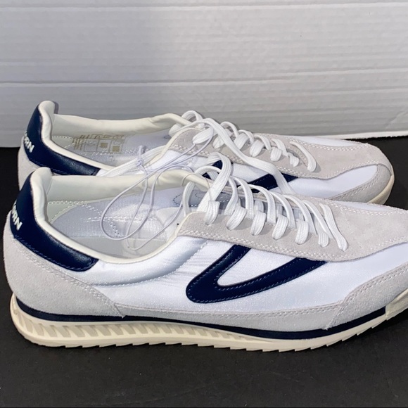 NEW Tretorn Rawlins cute and sporty white and navy retro sneakers - Picture 3 of 5